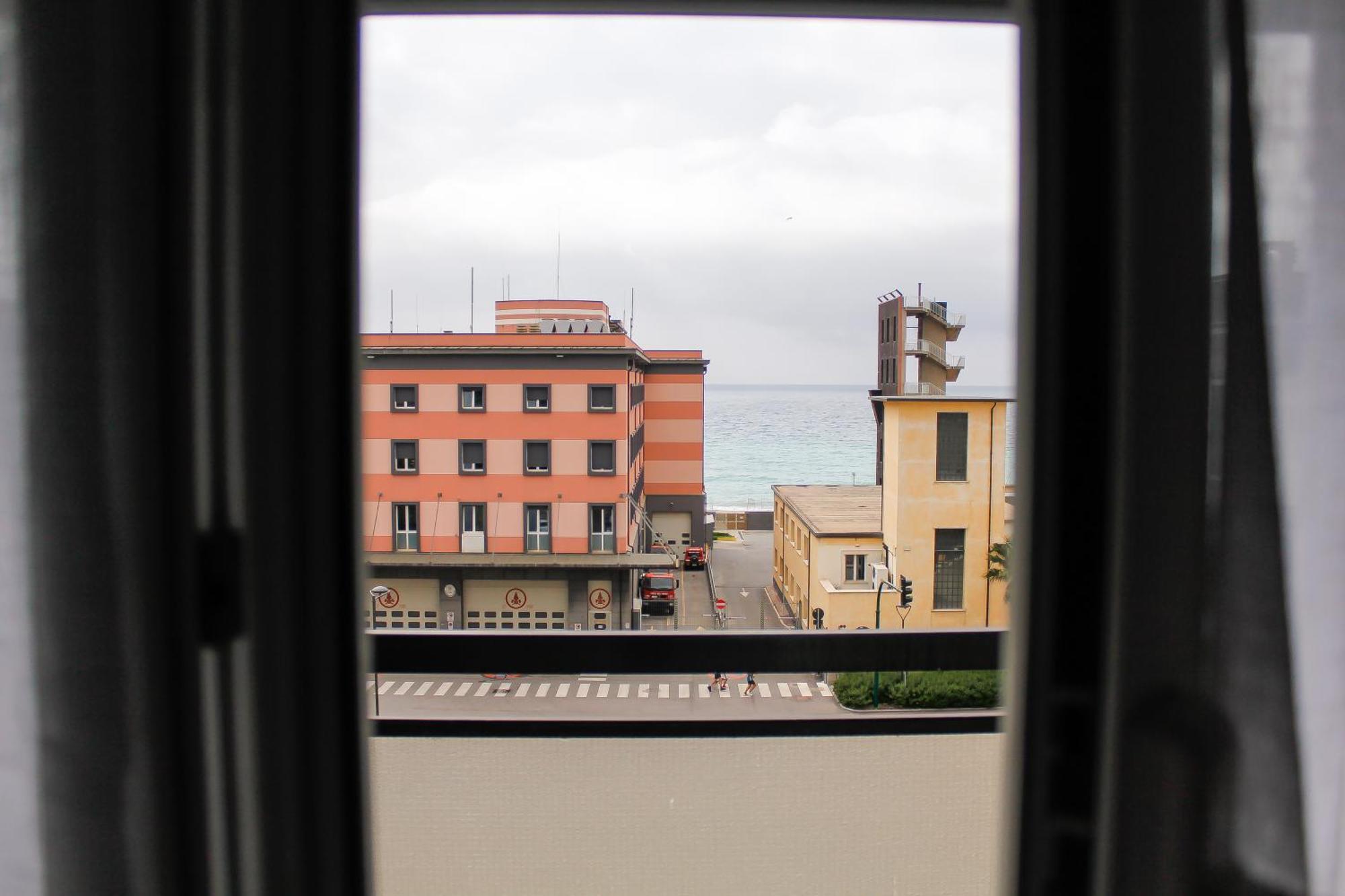 Casa Mariuccia - A Due Passi Dal Mare Apartamento Savona Exterior foto
